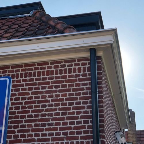 Foto van dakgoot in Naaldwijk Foto van dakgoot in Naaldwijk